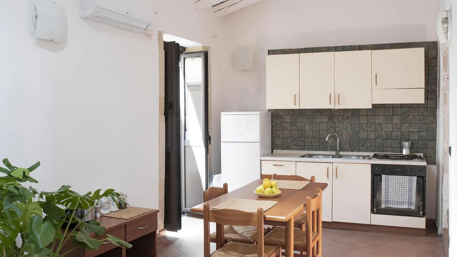 Casa Lureca Ortigia Giudecca Aparthotel Syracuse Italy